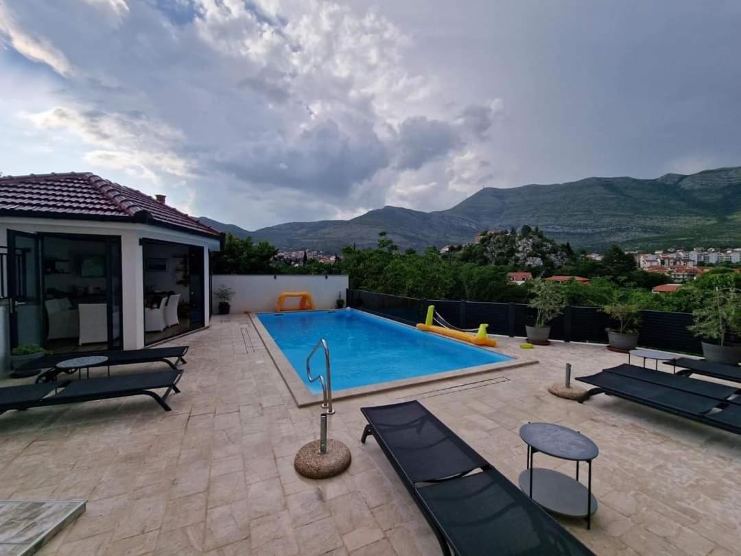 Studio Apartmani Milovic Τρέμπινιε Εξωτερικό φωτογραφία
